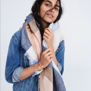 ✨ Madewell Band Stripe Blanket Scarf